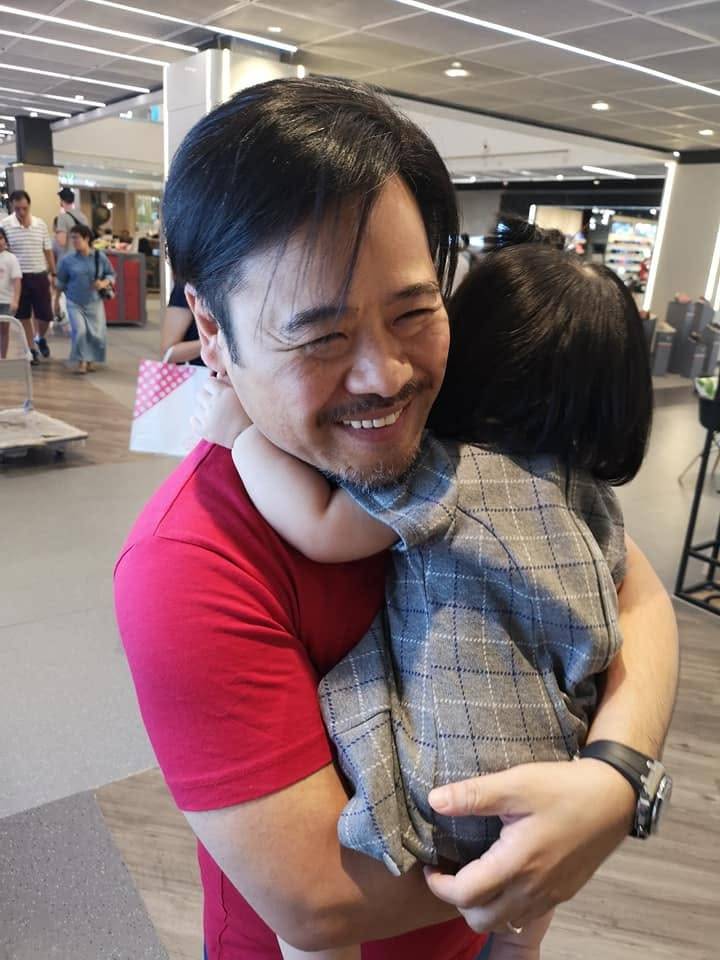 韋家雄 鄧楚雅 韋家雄與現任太太鄧楚雅結婚後,不時在社交平台分享全家福,記錄一家人的溫馨時光。(圖片來源:Facebook@韋家雄)