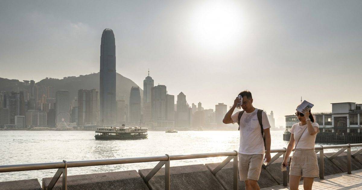 超強颱風薔琵狂襲｜外圍氣流引爆高溫！天文台警告：本港恐破142年紀錄？