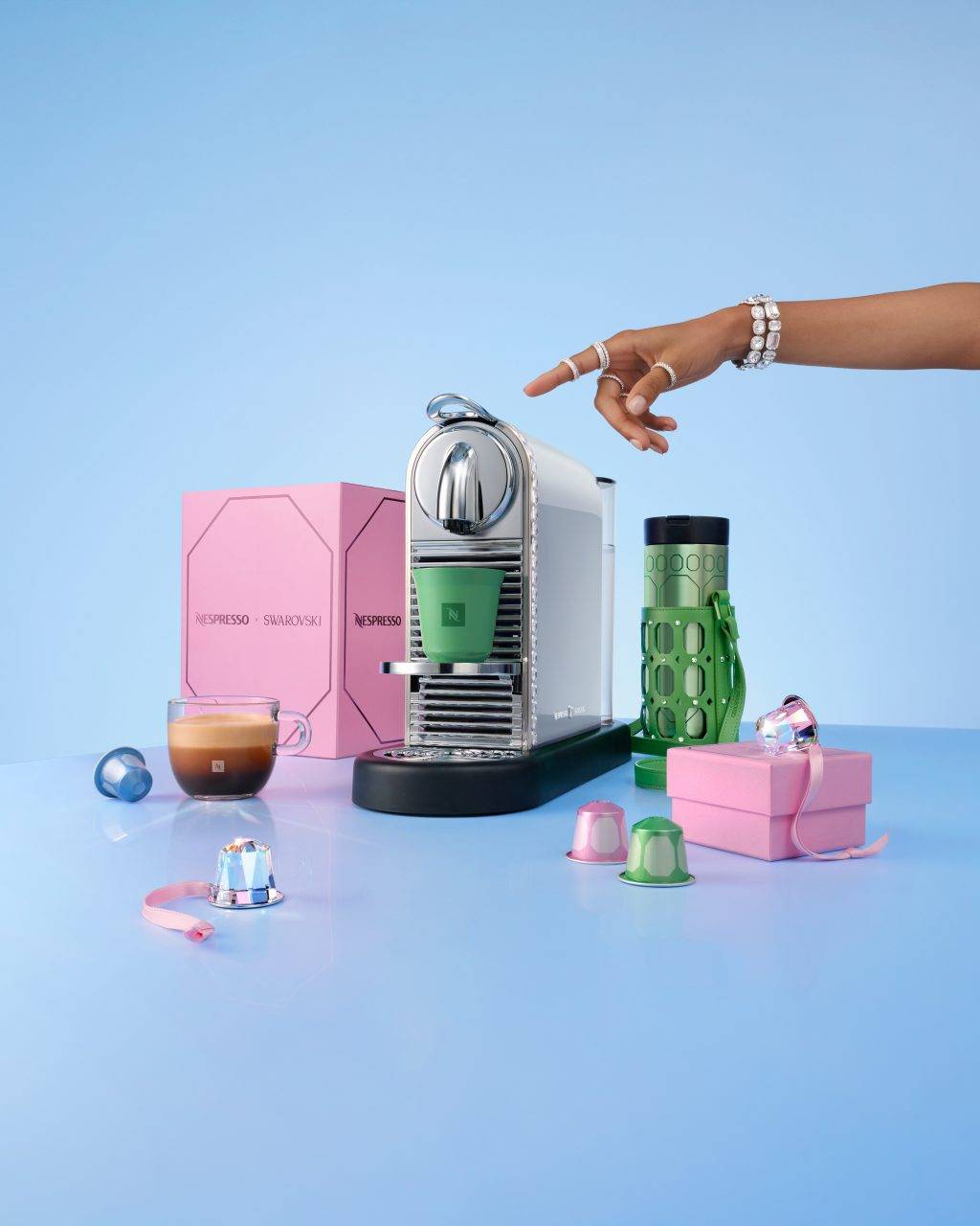 nespresso 沙田期間限定店開幕!咖啡機快閃優惠swarovski節日聯 (圖片來源:Nespresso)